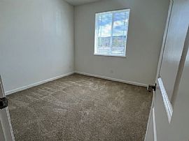 7273 Hillstone Rd, Sparks, Nv 89436 Available For Rent in Sparks, NV (Photo 9 of 11)