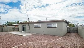 House For Rent 5060 E Newton Dr, Las Vegas, Nv 89122 in Las Vegas, NV (Photo 2 of 10)