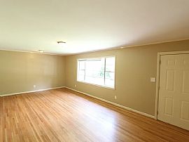 1132 Linwood St, Birmingham, Al 35215 in Birmingham, AL (Photo 2 of 8)