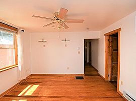 1009 4th St, Las Vegas, Nm 87701 House For Rent in Las Vegas, NM (Photo 3 of 12)