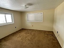 2509 Monte Vista St, Carlsbad, Nm 88220  For Rent in Carlsbad, NM (Photo 5 of 8)