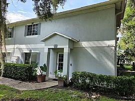 7424 E Bank Dr, Tampa, Fl 33617 in Tampa, FL