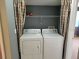 7424 E Bank Dr, Tampa, Fl 33617 in Tampa, FL (Photo 8 of 12)