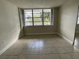 Portalagre Building Condominiums, Apt 203, 2175 Ne 170th St, No in North Miami Beach, FL (Photo 10 of 12)