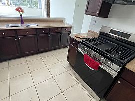 Portalagre Building Condominiums, Apt 203, 2175 Ne 170th St, No in North Miami Beach, FL (Photo 12 of 12)