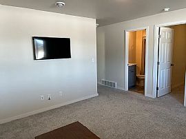 Amazing 3 Bedrooms, 3baths Home. in Fargo, ND (Photo 10 of 12)