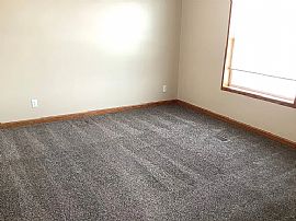 Beautiful 3 Bedrooms, 2baths Home in a Great Neighborhood. in Dickinson, ND (Photo 9 of 11)