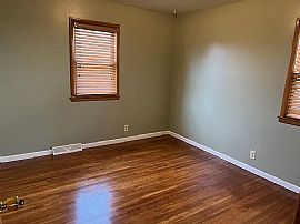 Beautiful 3 Bedrooms and 2 Bathrooms in a Good Neighborhood. in Sioux Falls, SD (Photo 11 of 12)