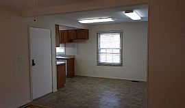 Rent Is $725, and Deposit Is Also $725. in Topeka, KS (Photo 10 of 11)