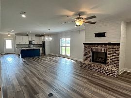 27423 Yorkshire Dr, Loxley, Al 36551 in Loxley, AL (Photo 3 of 11)