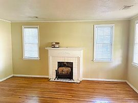 117 Bradley Dr, Montgomery, Al 36109 in Montgomery, AL (Photo 3 of 9)