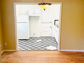 117 Bradley Dr, Montgomery, Al 36109 in Montgomery, AL (Photo 4 of 9)