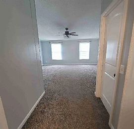 10 Old Sandfort Rd, Phenix City, Al 36869 in Phenix City, AL (Photo 5 of 10)