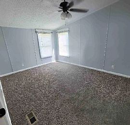 10 Old Sandfort Rd, Phenix City, Al 36869 in Phenix City, AL (Photo 8 of 10)