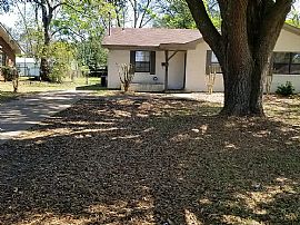 1326 Federal Dr, Montgomery, Al 36107 in Montgomery, AL (Photo 7 of 9)