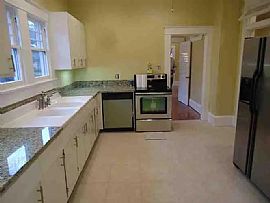 104 Houston St, Mobile, Al 36606 in Mobile, AL (Photo 6 of 6)