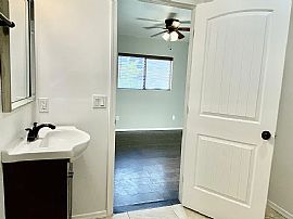 231 W 28th St, Tucson, Az 85713 in South Tucson, AZ (Photo 8 of 12)