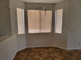 13805 W Canyon Creek Dr, Surprise, Az 85374 in Surprise, AZ (Photo 4 of 12)