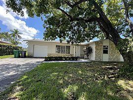 8301 Sw 129th Ave, Miami, Fl 33183 in Miami, FL