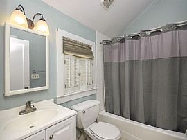 74 12th Ave, Sea Cliff, Ny 11579 Home Sweet Home For Rent  in Sea Cliff, NY (Photo 6 of 9)