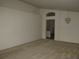 961 W Saragosa St, Chandler, Az 85225 in Chandler, AZ (Photo 4 of 12)