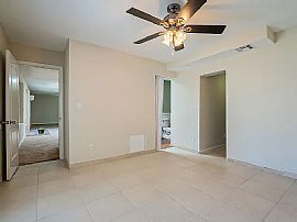 15620 N 59th Ln, Glendale, Az 85306 in Glendale, AZ (Photo 6 of 12)