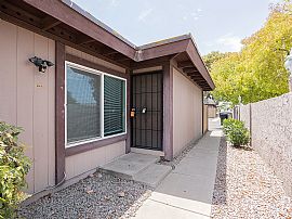 804 S Hacienda Dr, Apt B, Tempe, Az 85281 in Tempe, AZ