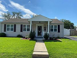 1011 Edgerly Rd, Glen Burnie, Md 21060 in Glen Burnie, MD