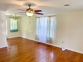 1011 Edgerly Rd, Glen Burnie, Md 21060 in Glen Burnie, MD (Photo 2 of 8)