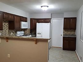 7103 21st Ave, Hyattsville, Md 20783 in Hyattsville, MD (Photo 3 of 10)