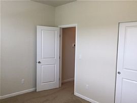 Comfortable 1,497 Sqft 3 Bd, 2 Ba For All Your Needs. in Woodland, WA (Photo 3 of 9)