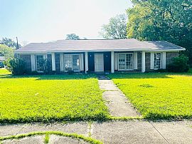 301 Eagerton Rd, Montgomery, Al 36116 in Montgomery, AL