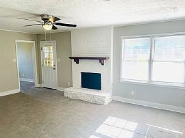 301 Eagerton Rd, Montgomery, Al 36116 in Montgomery, AL (Photo 6 of 10)