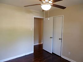 1121 Stevens Ln, Mobile, Al 36618 in Mobile, AL (Photo 9 of 11)