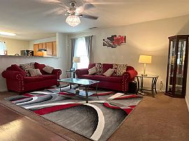 179 Bermuda Lakes Dr, Meridianville, Al 35759 in Meridianville, AL (Photo 3 of 8)