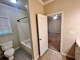 2001 Acton Park Way, Birmingham, Al 35243 in Birmingham, AL (Photo 7 of 10)