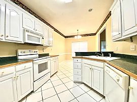 6975 Wedgewood Ct, Daphne, Al 36526 in Daphne, AL (Photo 3 of 12)