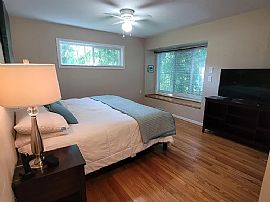 5205 Brown Valley Ln, Middleton, Wi 53562 in Middleton, WI (Photo 8 of 12)