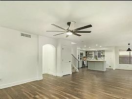 3829 E Irma Ln, Phoenix, Az 85050 in Phoenix, AZ (Photo 3 of 12)