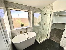 3829 E Irma Ln, Phoenix, Az 85050 in Phoenix, AZ (Photo 8 of 12)