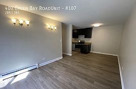 Glencoe Condominiums, Apt 107, 400 Green Bay Rd, Glencoe, Il 60 in Glencoe, IL (Photo 4 of 9)