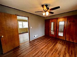 609 Maple St, Neenah, Wi 54956  House For Rent  in Neenah, WI (Photo 10 of 12)