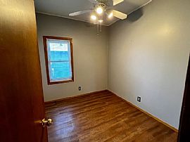 609 Maple St, Neenah, Wi 54956  House For Rent  in Neenah, WI (Photo 11 of 12)