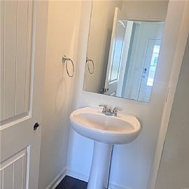 4039 Fields Run, Pike Road, Al 36064  Comfortable House For Ren in Pike Road, AL (Photo 8 of 8)