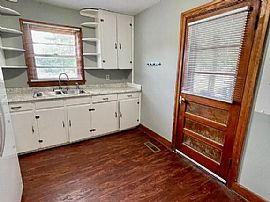 416 S Houston St, Athens, Al 35611 Available For Rent in Athens, AL (Photo 4 of 9)