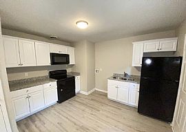 2263 Norwood Dr Nw, Huntsville, Al 35810 in Huntsville, AL (Photo 5 of 12)