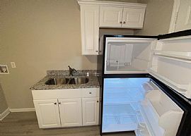 2263 Norwood Dr Nw, Huntsville, Al 35810 in Huntsville, AL (Photo 6 of 12)