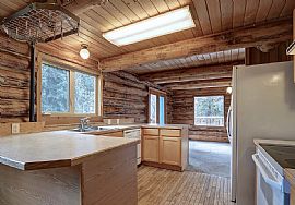 19457 Sullins Dr, Chugiak, Ak 99567  House For Rent in Chugiak, AK (Photo 6 of 11)