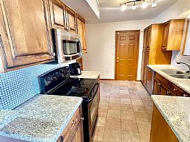 11408 N 109th Ave, Sun City, Az 85351  Comfortable House Rent in Sun City, AZ (Photo 10 of 10)