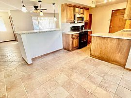 11408 N 109th Ave, Sun City, Az 85351  Comfortable House Rent in Sun City, AZ (Photo 8 of 10)